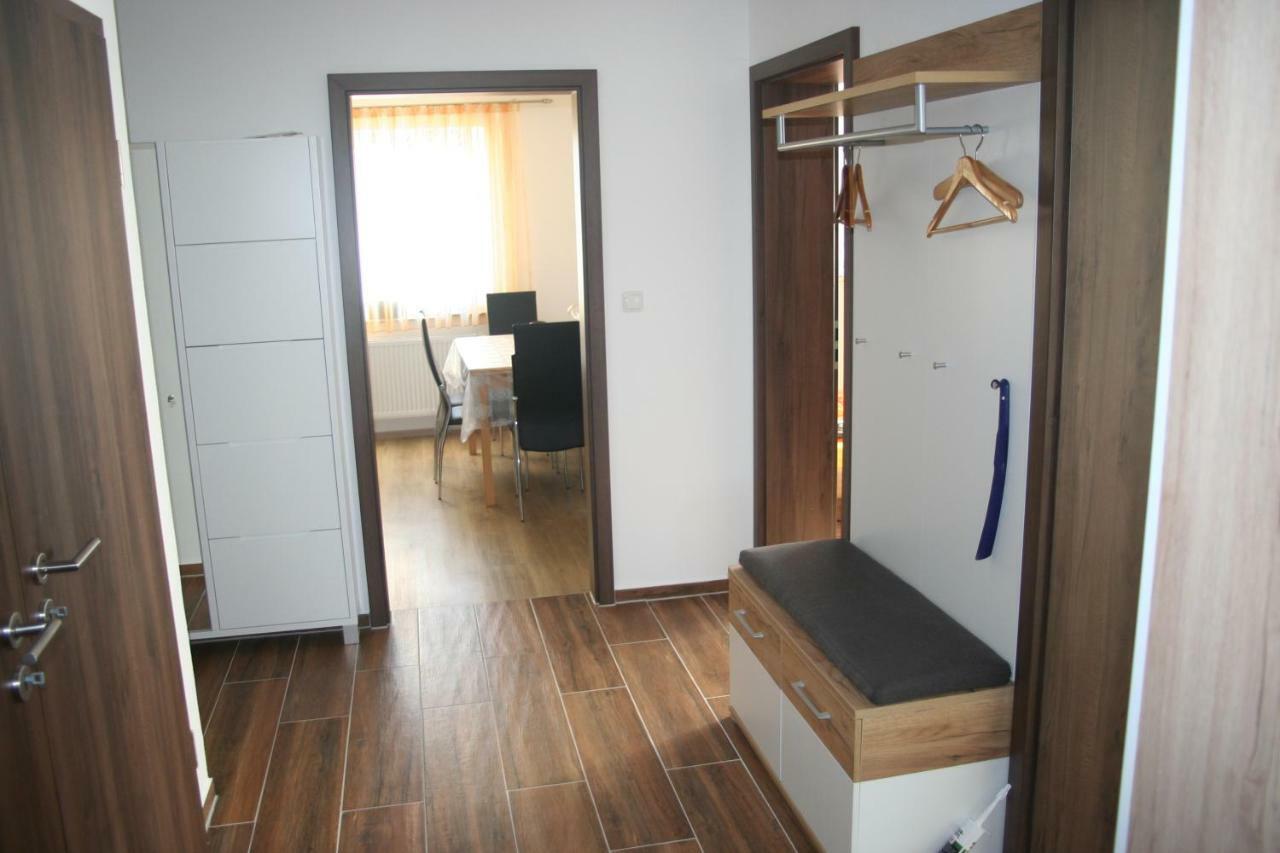 Privat Unterkunft Schreiber Winterbach  Esterno foto