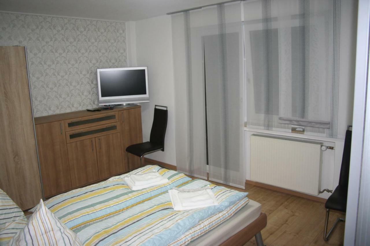 Privat Unterkunft Schreiber Winterbach  Esterno foto